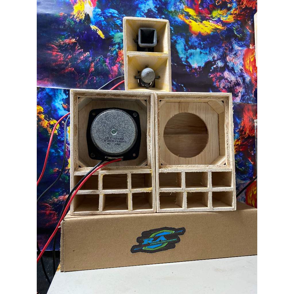 Bok boster 3 inc / Bok miniatur sound system / Miniatur sound system