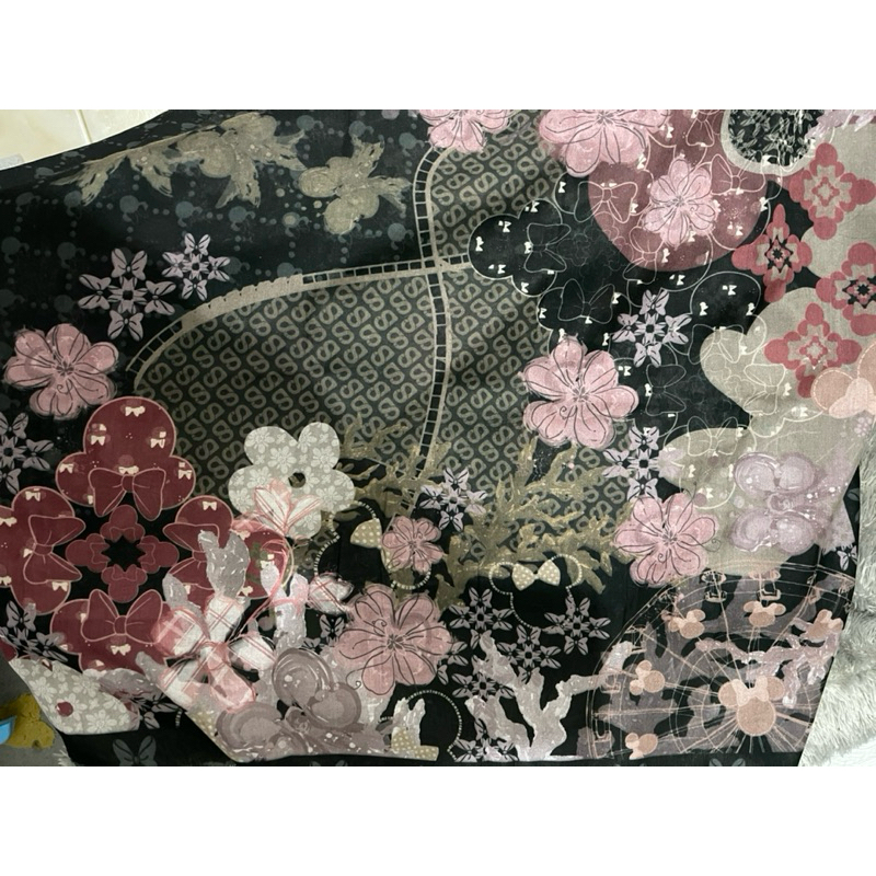 The Dream Park TDP black Buttonscarves Preloved As Is