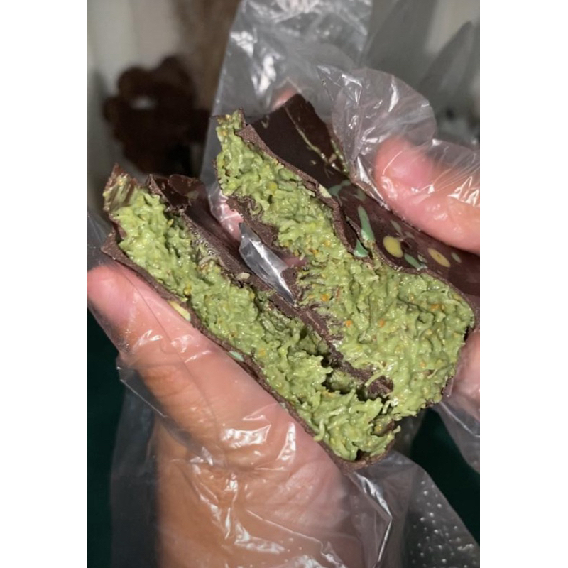 

COKLAT DUBAI KUNAFA 60 GRAM