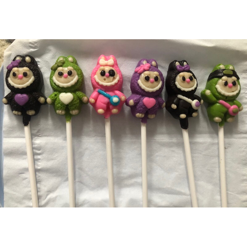 

coklat karakter labubu