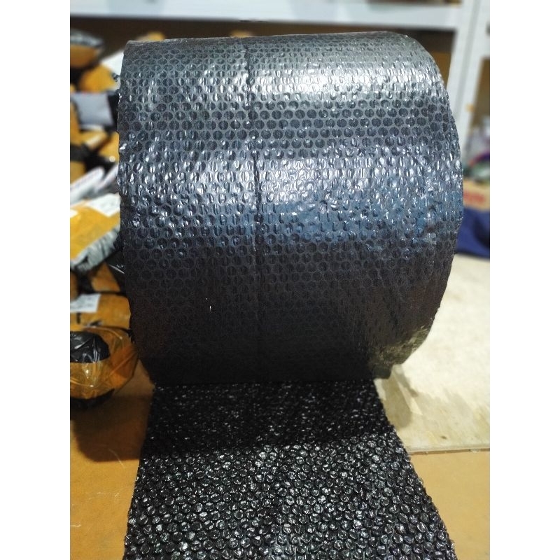 

bubble wrap tambahan extra aman sampai tujuan \ tambahan packing extra aman