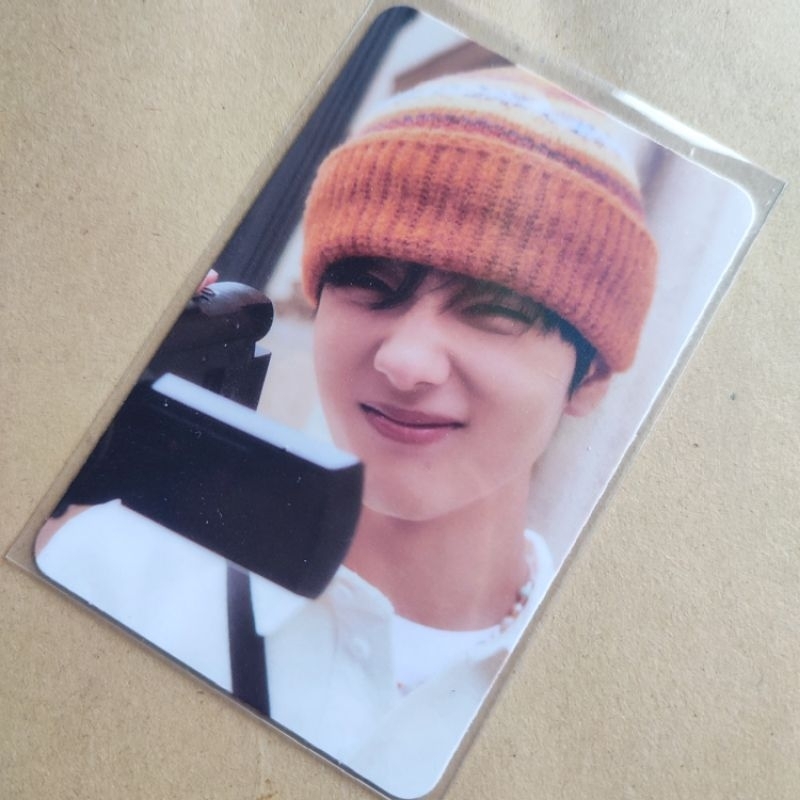 [READY STOCK] PC JISUNG GOLDEN AGE HOTTRACKS VER