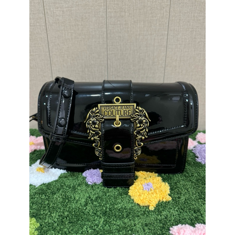 PL Sling bag Versace Jeans Couture VJC Glossy Black Tas Selempang wanita Hitam ORI preloved PL Secon