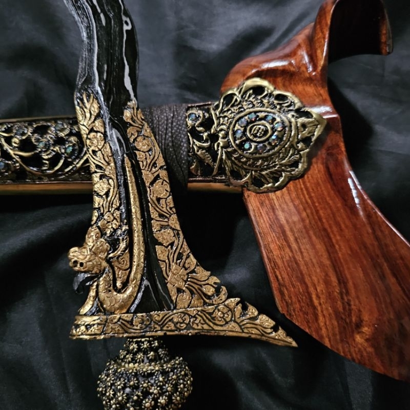Keris Nogo Bongkokan Luk 9 Kinatah Sepuh Emas Dwipamor Banyu Mili Ngulit Semangka