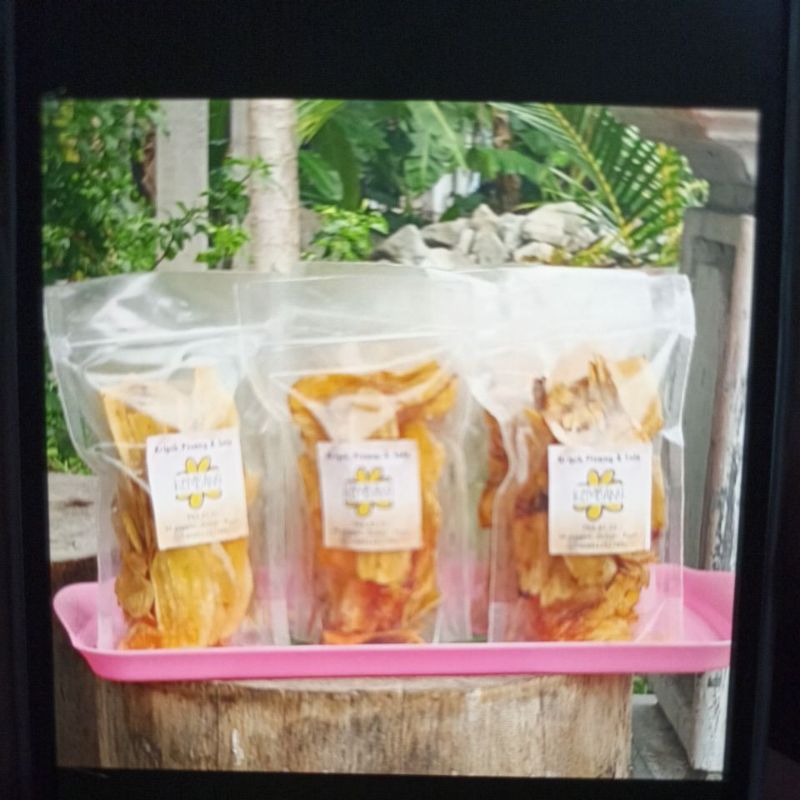 

KRIPIK DAN SALE PISANG
