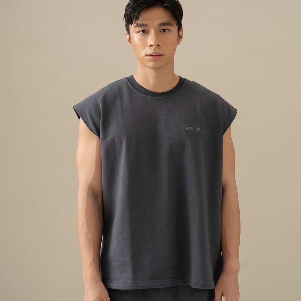 Signature Sleeveless Tee Antidot Studios