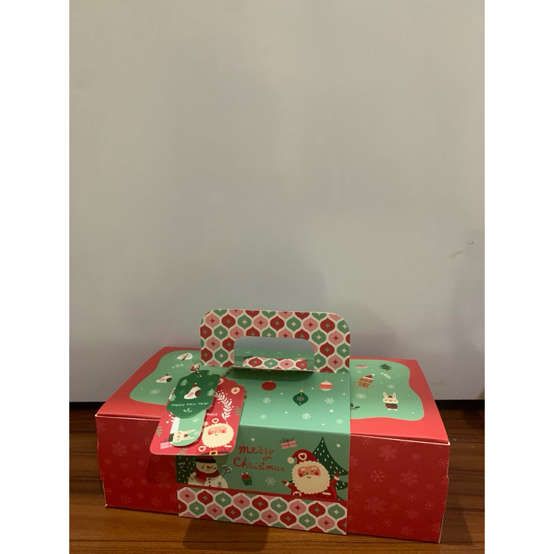 

HAMPERS NATAL ISI 2