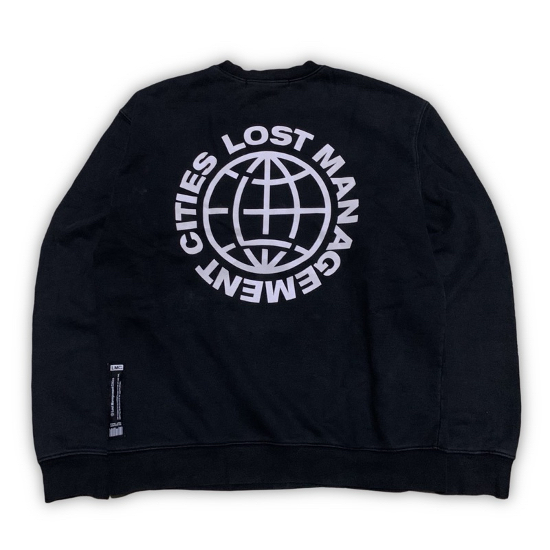 Crewneck LMC globe