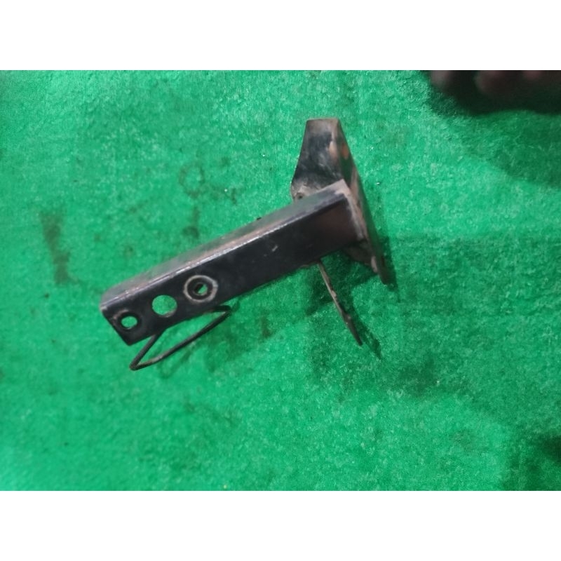 dudukan tameng breket tameng original Mio j Mio gt