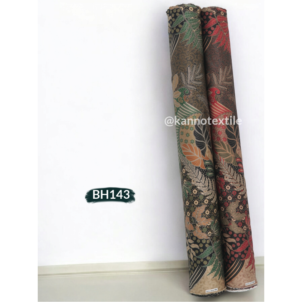 KAIN BATIK HALUS SEMI SUTRA MOTIF BUNGA WARNA PUTIH/HIJAU/MAROON BH142/143