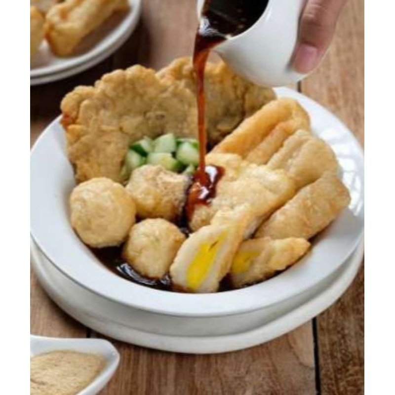 

pempek lenjer,telur,adaan,kulit.