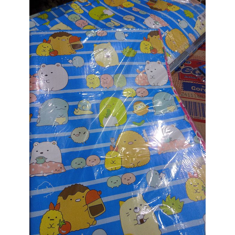 

( 1 pak isi 50 ) KERTAS KADO TEBAL TIDAK. MUDAH ROBEK