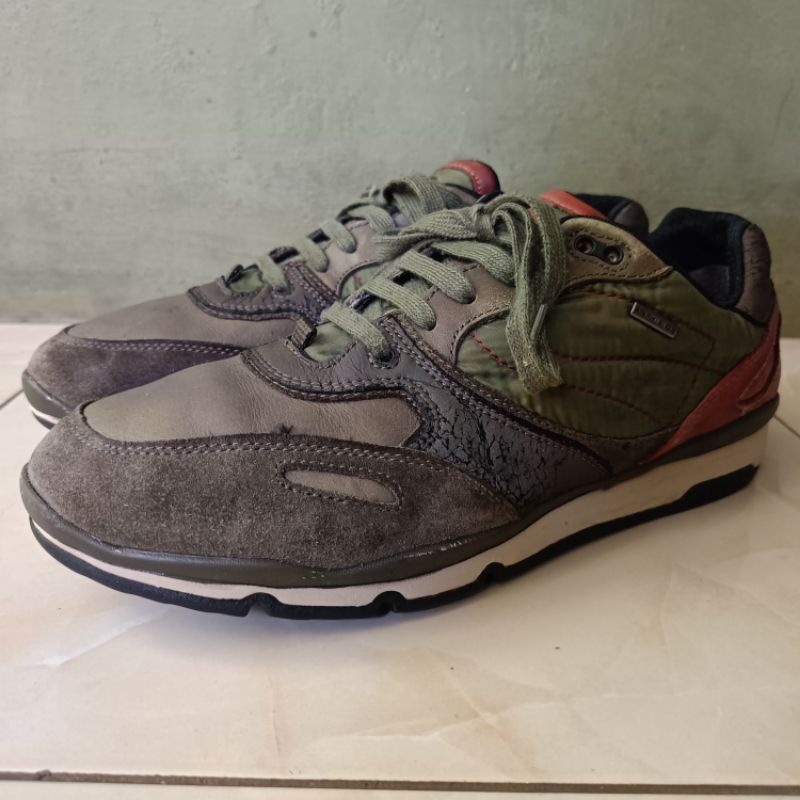 SEPATU GEOX RESPIRA AMPHIBIOX SNEAKERS ITALIAN PATENT GEOX SNEAKERS