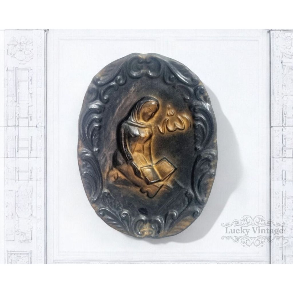 Vintage Antik Pajangan Dinding Hijab Muslimah Membaca Alquran Lawas Size Large