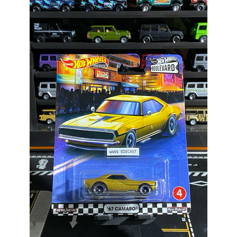 Hot Wheels Premium Boulevard 67 Camaro Gold Open hood Muscle Car rare