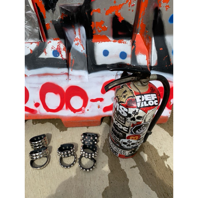 Bracelet spike punk, gelang spike, gelang spike punk, gelang spike metal