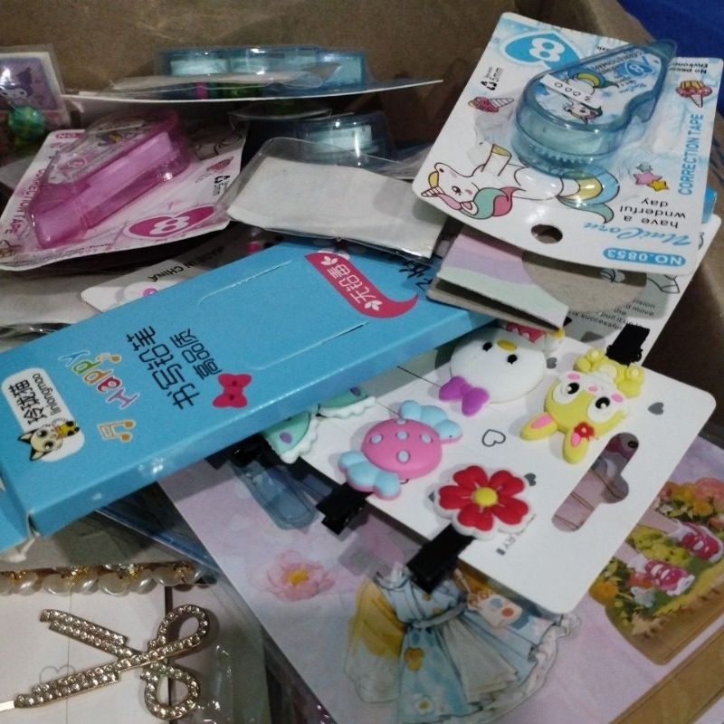 

Ngeclue Barang Random