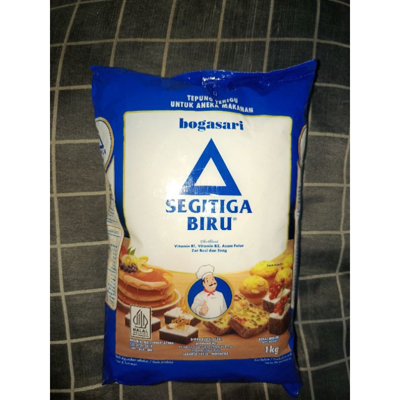 

Tepung Segitiga kemasan 1kg