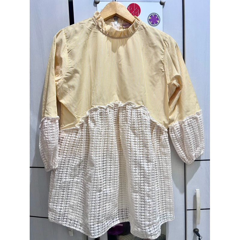 Haidee & Orlin - Preloved Melody Blouse (Yellow)