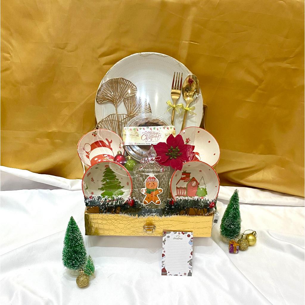 

DAMIAN SET | HAMPERS NATAL