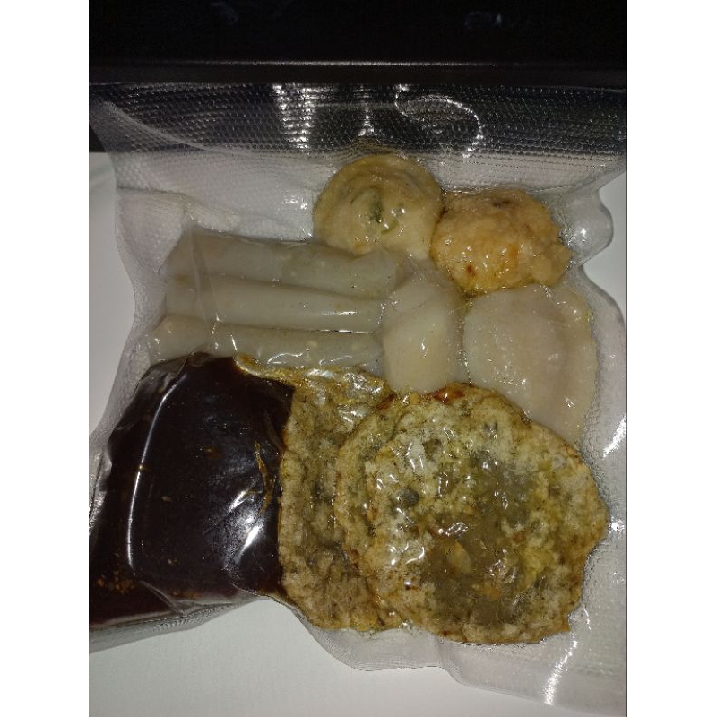

Ready Pempek Ikan Campur 4macam (telor,lenjer,kulit,adaa)