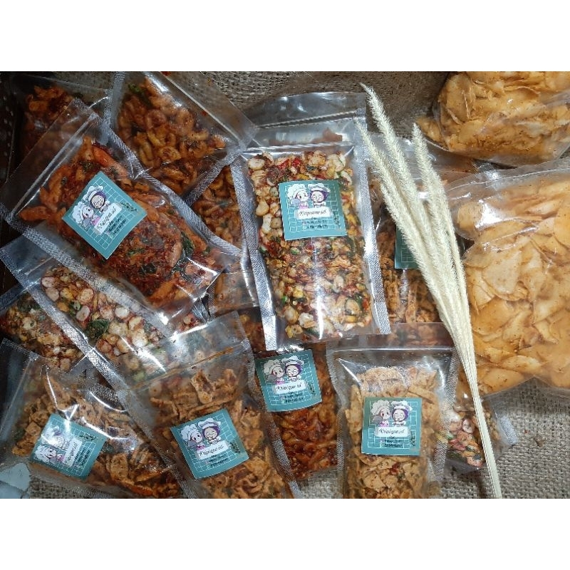 

KERUPUK SEBLAK PEDAS ORIGINAL