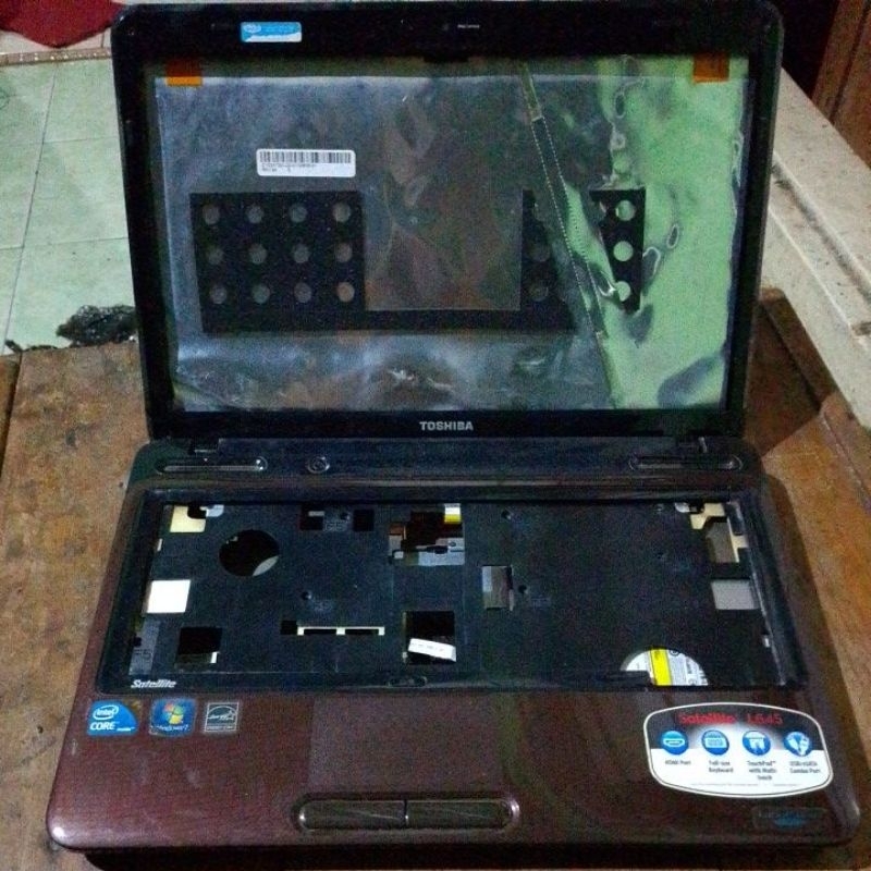 Casing Toshiba L645