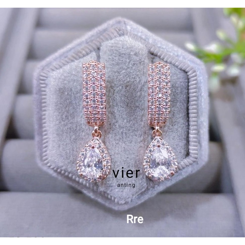 anting berlian Vier relika berlian asli