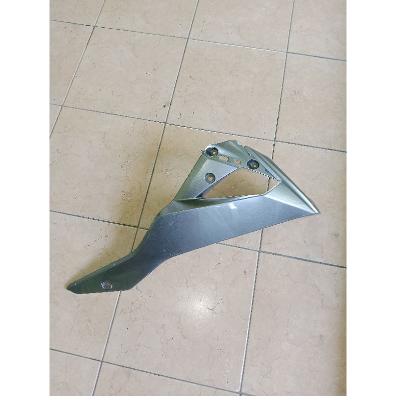 undercowl fairing bawah kanan Ninja Z250 bekas original