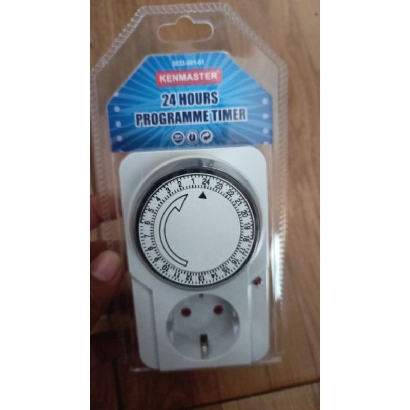 Stop Kontak Timer KENMASTER