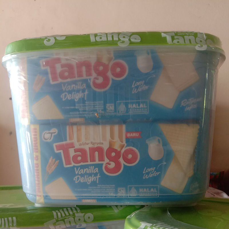 

Tango Wafer free box isi 20pcs