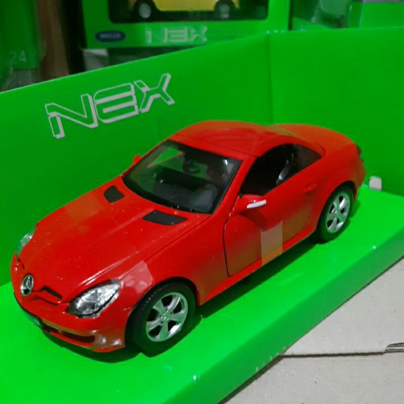 Diecast Welly Mercedes Benz SLK350 Merah Baru Bukan Bekas Komplit