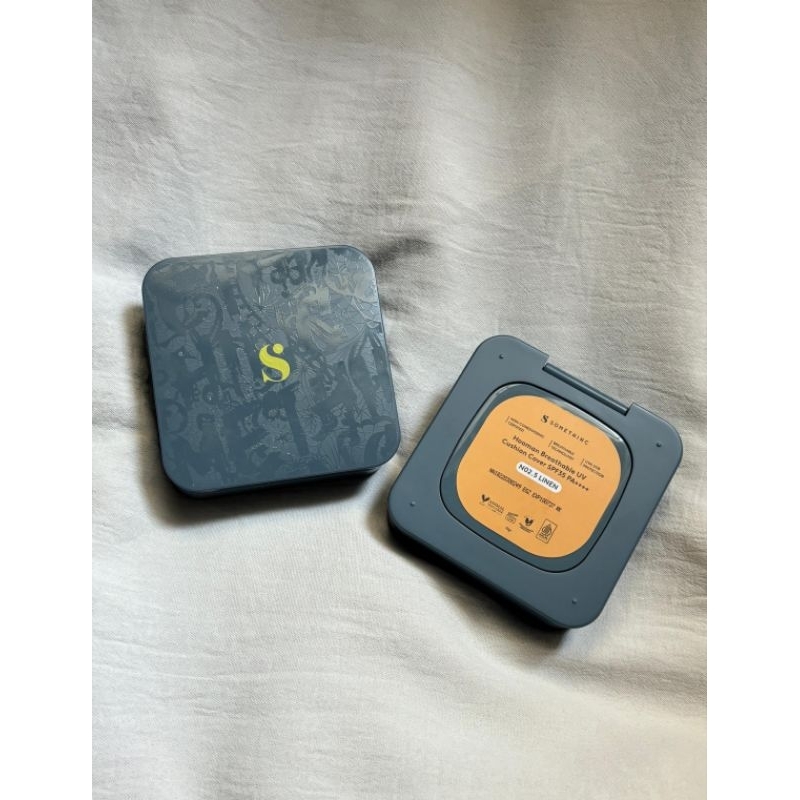 Preloved Somethinc Cushion