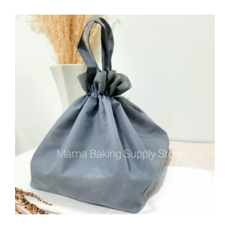 

Tas Cake Box Kue Goodie Bag spundbond SERUT uk 20 / 22 / 24 / 26 cm GREY ABU