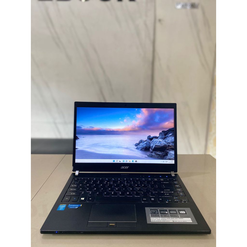 ACER TRAVELMATE P645M INTEL CORE i7-4500U RAM 8 GB SSD 128 GB