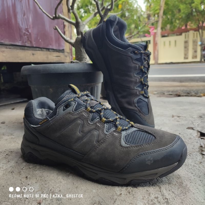 Sepatu Hiking Jack Wolfskin