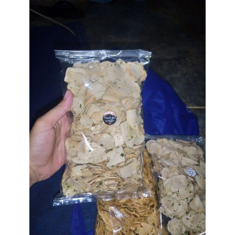 

Basreng pedas dan ori cemilan makanan ringan