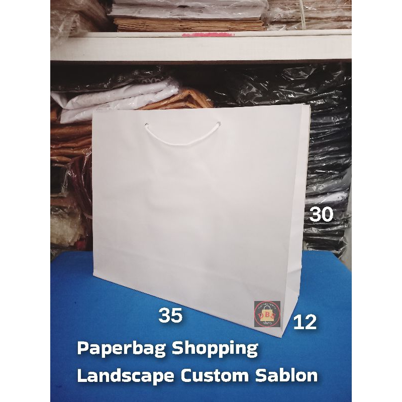 

Paperbag Putih Custom Sablon (35.12.30)