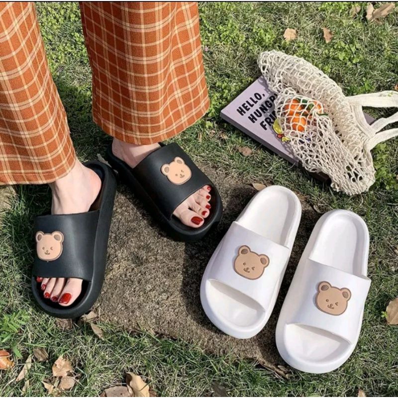 SANDAL SLIP ON KARET WANITA MOTIF BERUANG LUCU