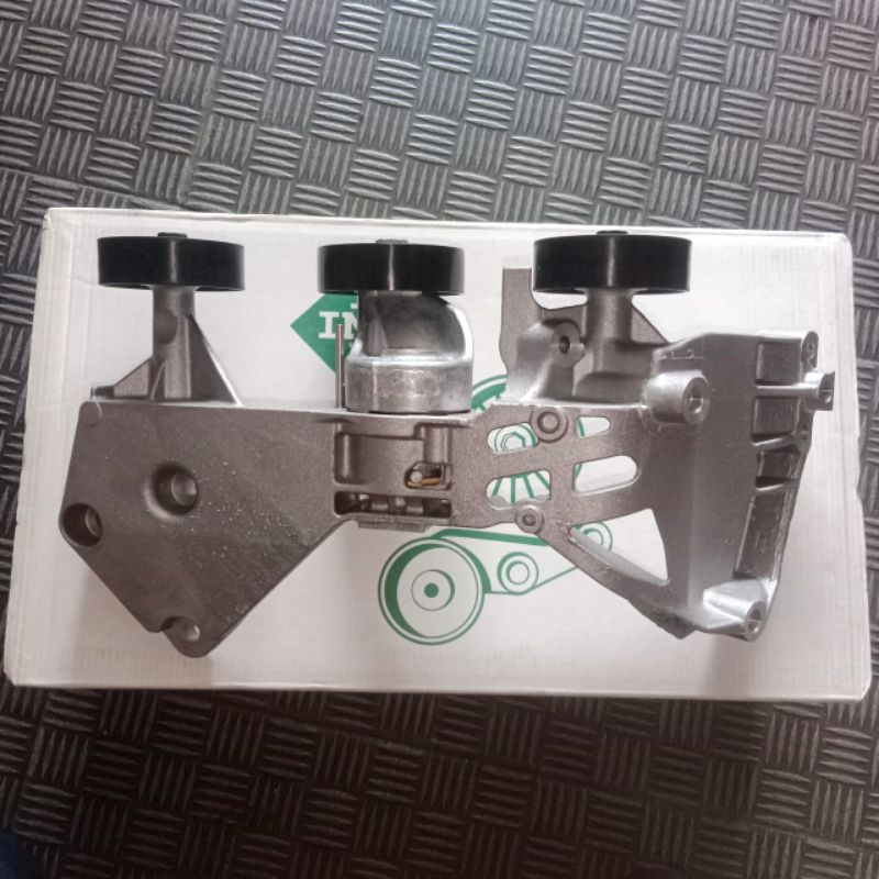 Tensioner fanbelt mercy a140 w168 / sparepart mercedes benz