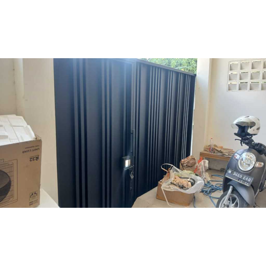 Pagar rumah plat tekuk minimalis