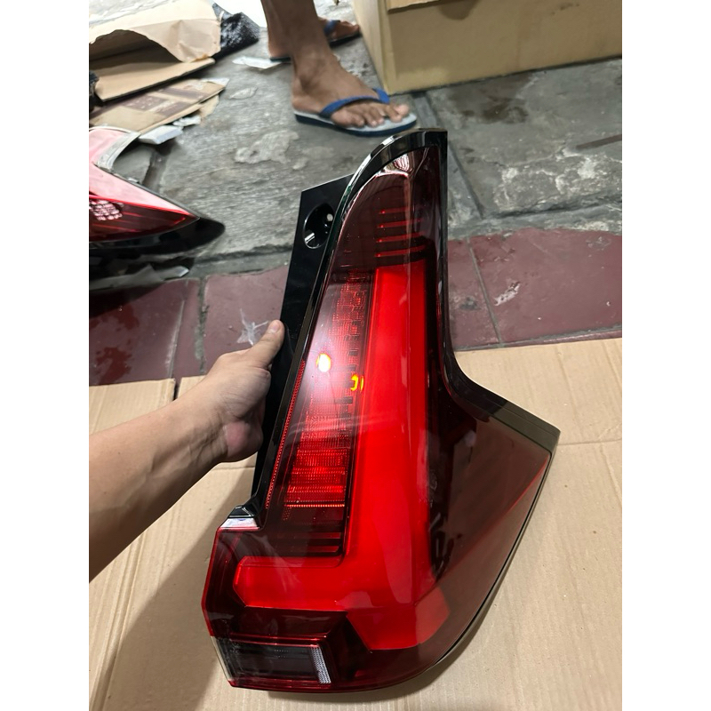 lampu stoplamp xpander 2022 2024 original