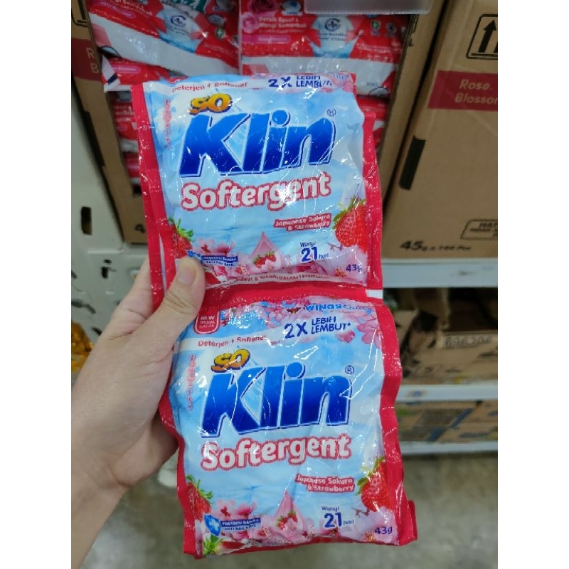 Detergen Bubuk So Klin Softergent Sachet (1 Renceng)
