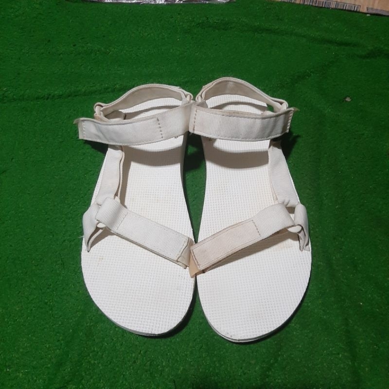 SANDAL GUNUNG TEVA original