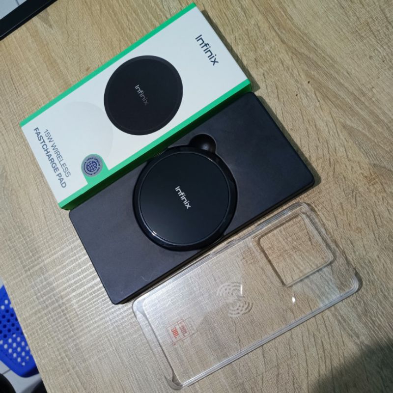 Wireless Charger 15 Watt & Case Infinix Note 30 Pro