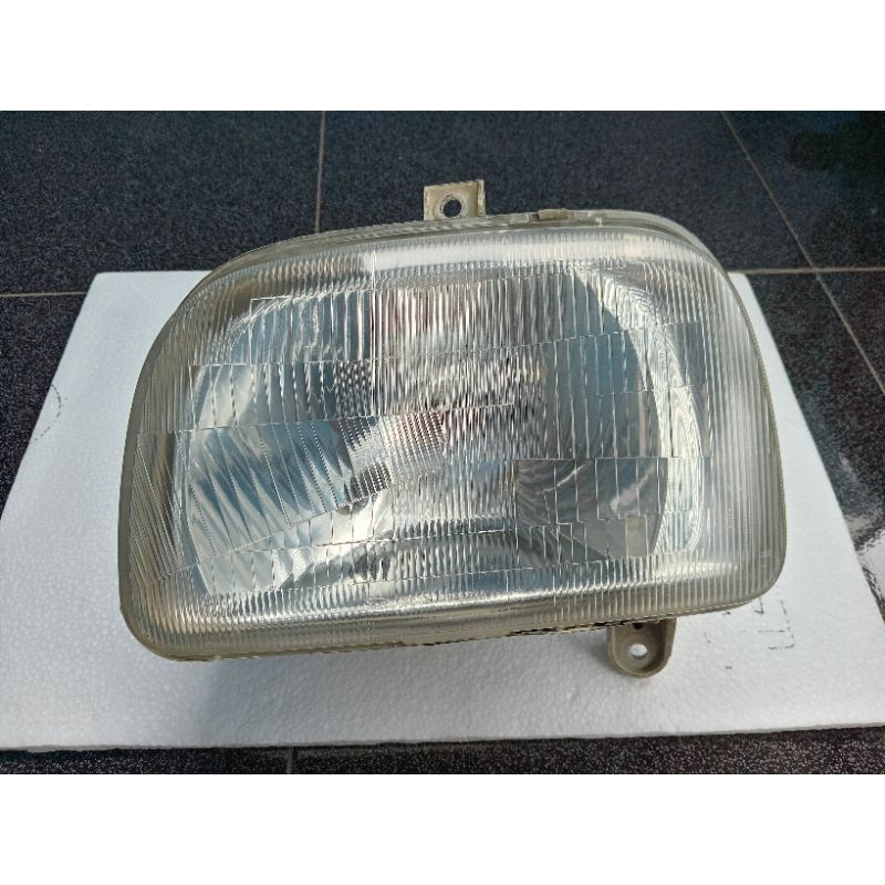 headlamp lampu depan daihatsu ceria tahun 2001 2002 2003  sebelah kiri