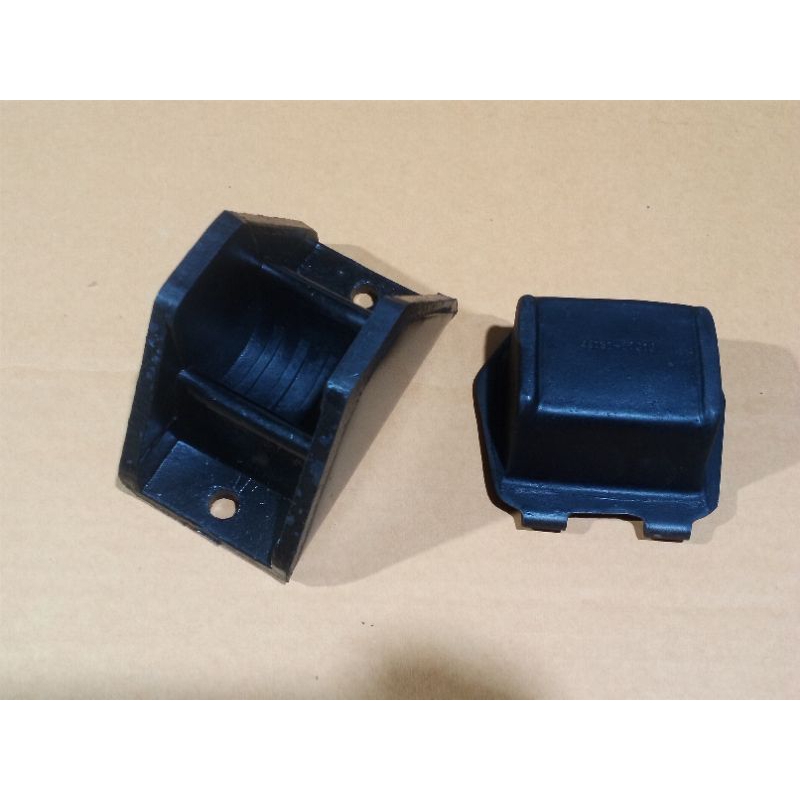 Dudukan Per Daun Atas Bawah Kijang Kotak Kf 20 4k