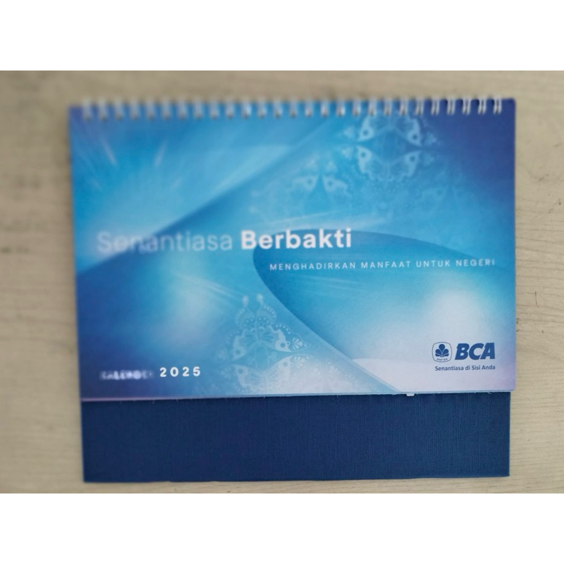 

Kalender Meja / Dinding Bulanan Exclusive BANK BCA 2025 Mewah