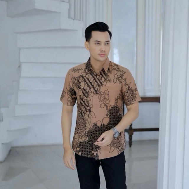 lengan pendek kembang mocca kemeja batik pria lengan pendek slimfit bahan katun prima lapis furing