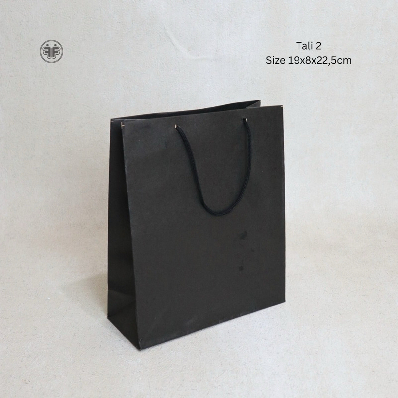 

PAPERBAG KRAFT HITAM POLOS (tali 2)